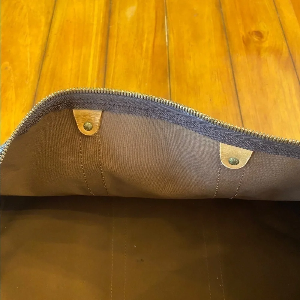 Louis Vuitton Keepall 50 Monogram - Picture 6 of 14